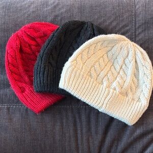 Cozy Knit Kids Beanie Set of 3 - very gently used. OS Infant / Toddler